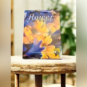 The Contemporary Flower Arranger Book (for Floral Displays) 206 pp. (GUC)